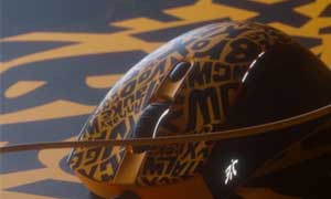 Лимитированная игровая мышь Clutch 2 в честь 15 летия команды Fnatic