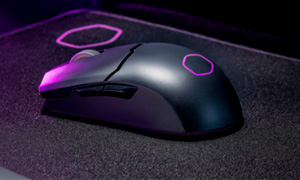 Новая мышка с ковриком от Cooler Master
